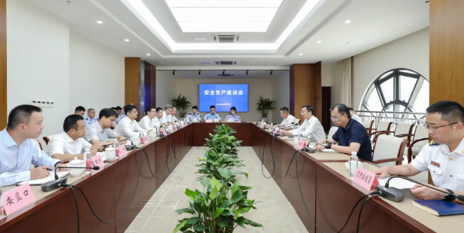 化工公司網(wǎng)站模板,化工公司網(wǎng)頁模板,響危險品倉庫昆山化學品倉儲,昆山危險品倉庫,昆山危化品倉儲,昆山乙類化學品倉儲,昆山甲類危險品倉庫,昆山丙類化學品倉庫,上海甲類危險品倉庫,上海甲類化學品倉庫,上海危險品倉庫,上海?；穫}庫,蘇州甲類危險品倉庫應式模板,網(wǎng)站制作,網(wǎng)站建站